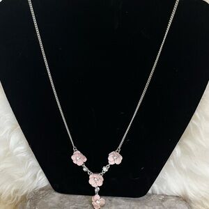 Elegant Pink Floral Necklace